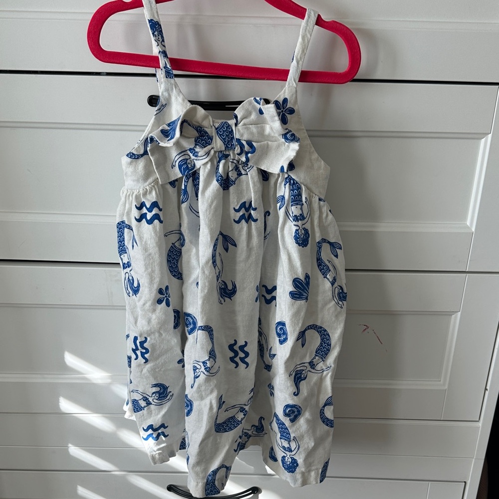 Old Navy Kids Casual Dress - White and Blue 🧜‍♀️